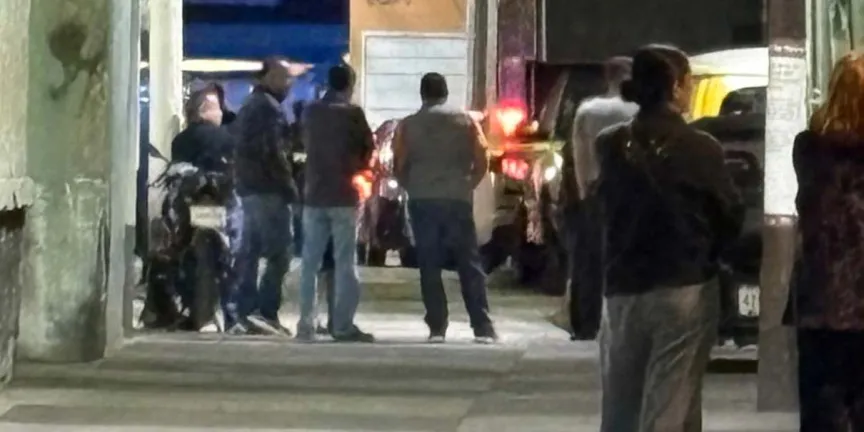 Comando irrumpe en casa en Azcapotzalco y matan a tres, entre ellos un niño