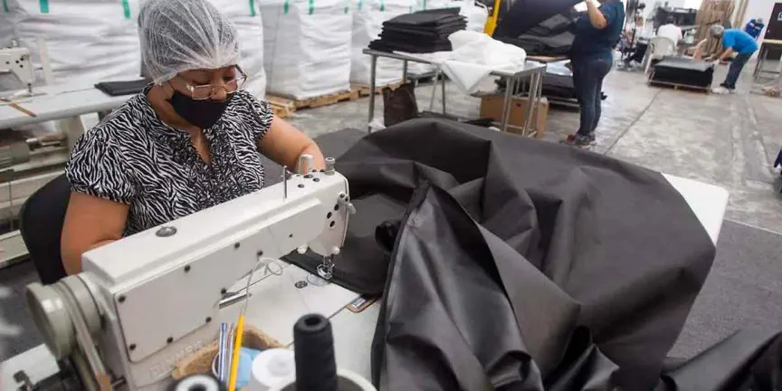 El desempleo no frenan ventas del sector manufacturero de Puebla 
