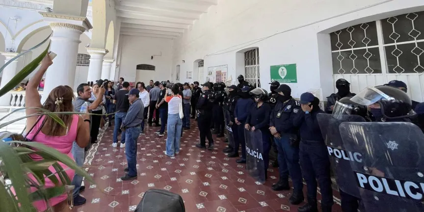 Nada es rápido para resolver el caso Acatlán, atajó el Congreso