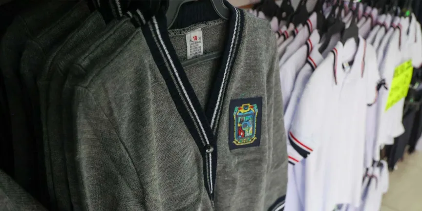 SEP Puebla prepara entrega de uniformes escolares gratuitos para ciclo 2026-2027