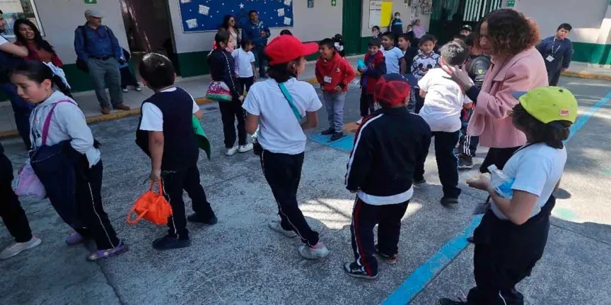 SEP suspenderá clases por el Mundial 2026: alumnos tendrán descanso el día del México vs Sudáfrica