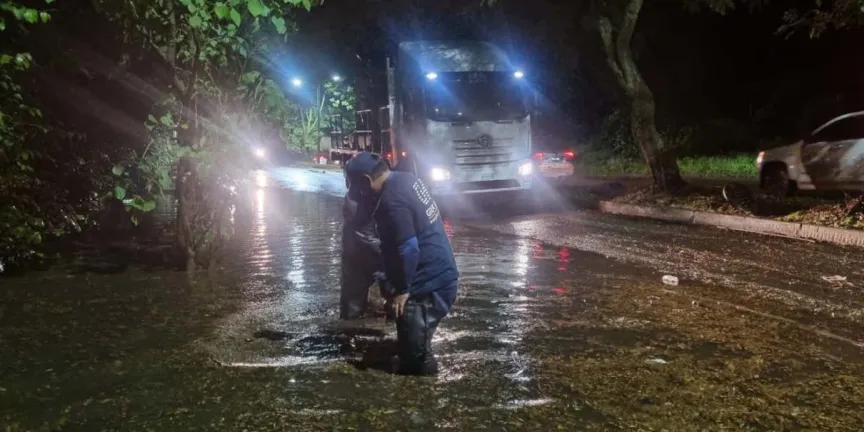Tormenta paraliza la CDMX: inundaciones, vehículos varados y severas afectaciones viales