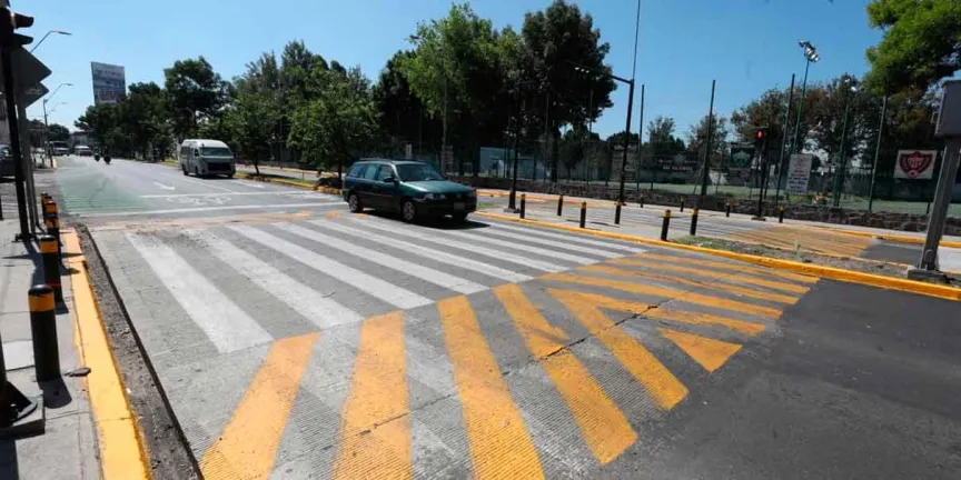 Inaugura Pepe Chedraui rehabilitación del bulevar Xonaca con el Tren Capitalino de Pavimentación
