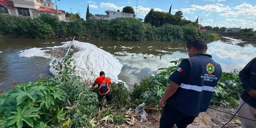 Sigue búsqueda de Emilio; fue arrastrado por aguas del Canal de Valsequillo