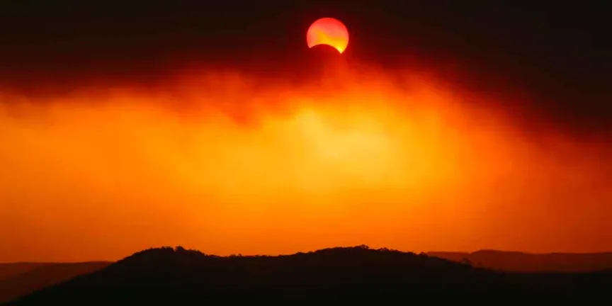 Anillo de diamantes: el instante más espectacular del eclipse del 12 de agosto