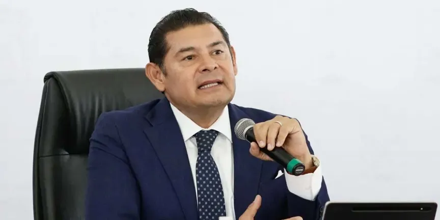 Armenta firma pronunciamiento contra injerencia extranjera tras retiro de visas a morenistas