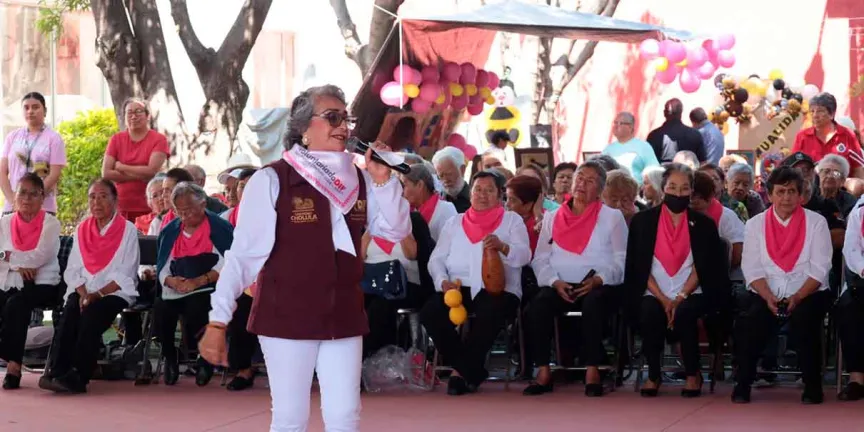 Casa del Abue en San Pedro Cholula estrena cancha y jardines rehabilitados