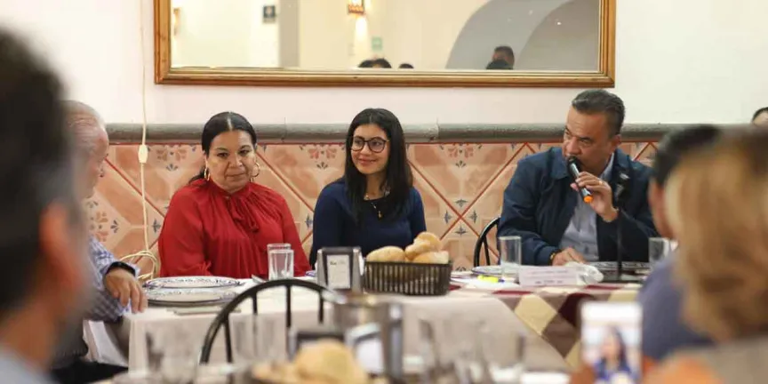 Gaby “La Bonita” Sánchez fortalece cercanía con liderazgos de Puebla 