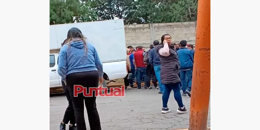 Trabajadores de Maritex protestan por cuatro semanas sin cobrar