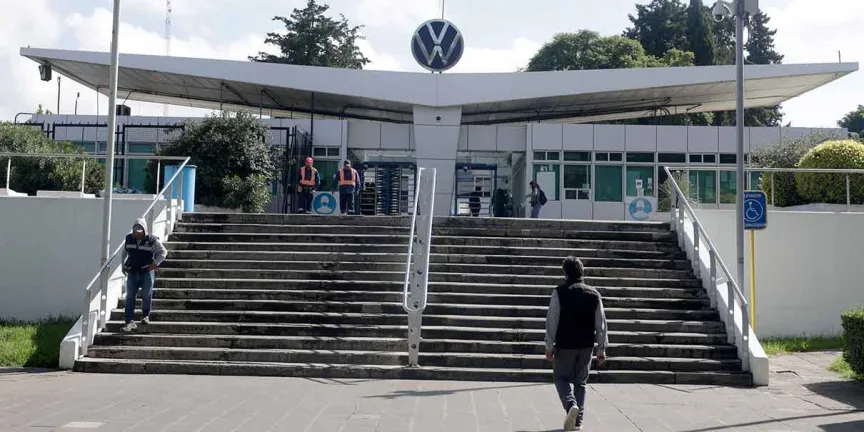 Canacintra llama a Volkswagen y SITIAVW a evitar huelga en Puebla