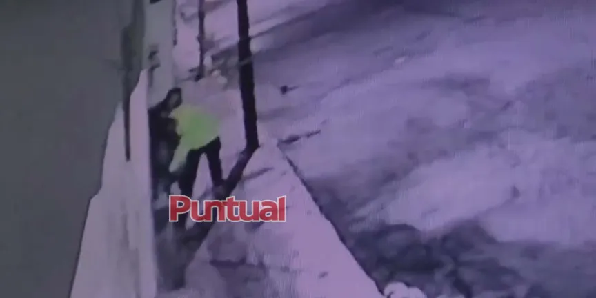 Captan en VIDEO a ladrones de medidores en Texmelucan