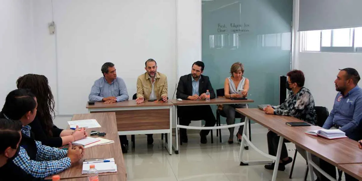 Puebla busca fabricar su primera retroexcavadora con ingeniería inversa